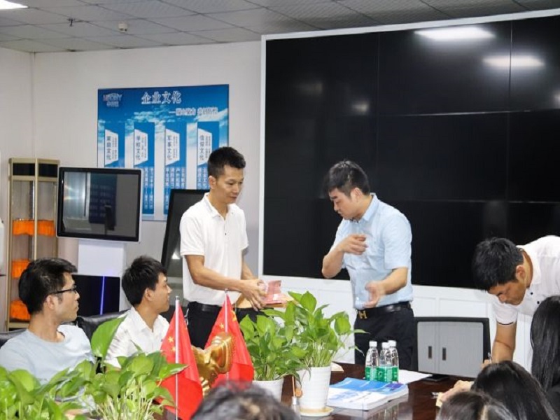 華邦瀛季度獎金發(fā)放完畢，收獲與付出是成正比的！